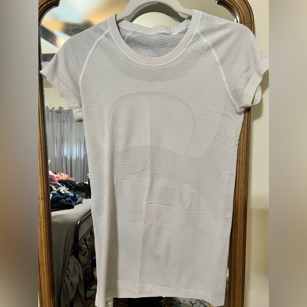 Lululemon swift speed shirt